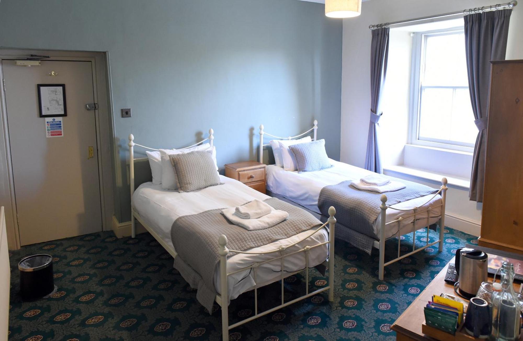 Black Bull Hotel カークビー・ステファン 部屋 写真